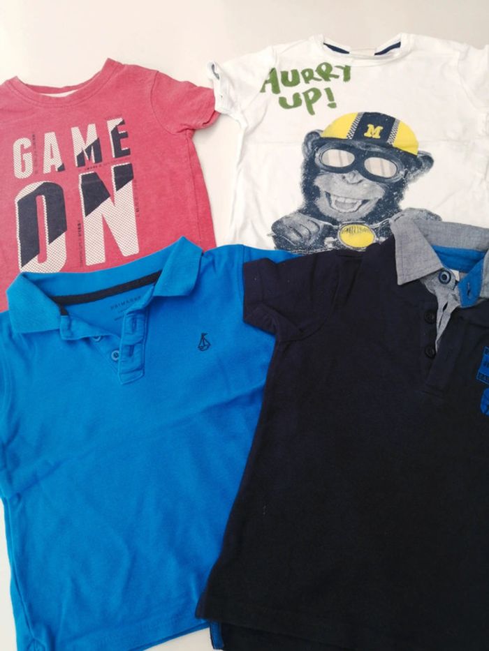 4 t-shirt 2-3 ans très bon état