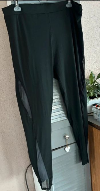 legging fantaisie ajouré en voile