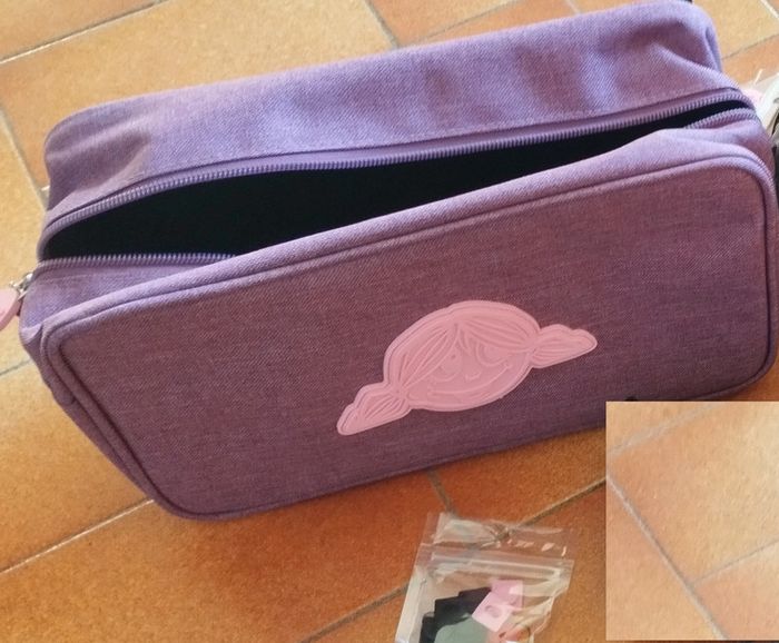 👝 Egg - Trousse - neuve 👝 - photo numéro 3
