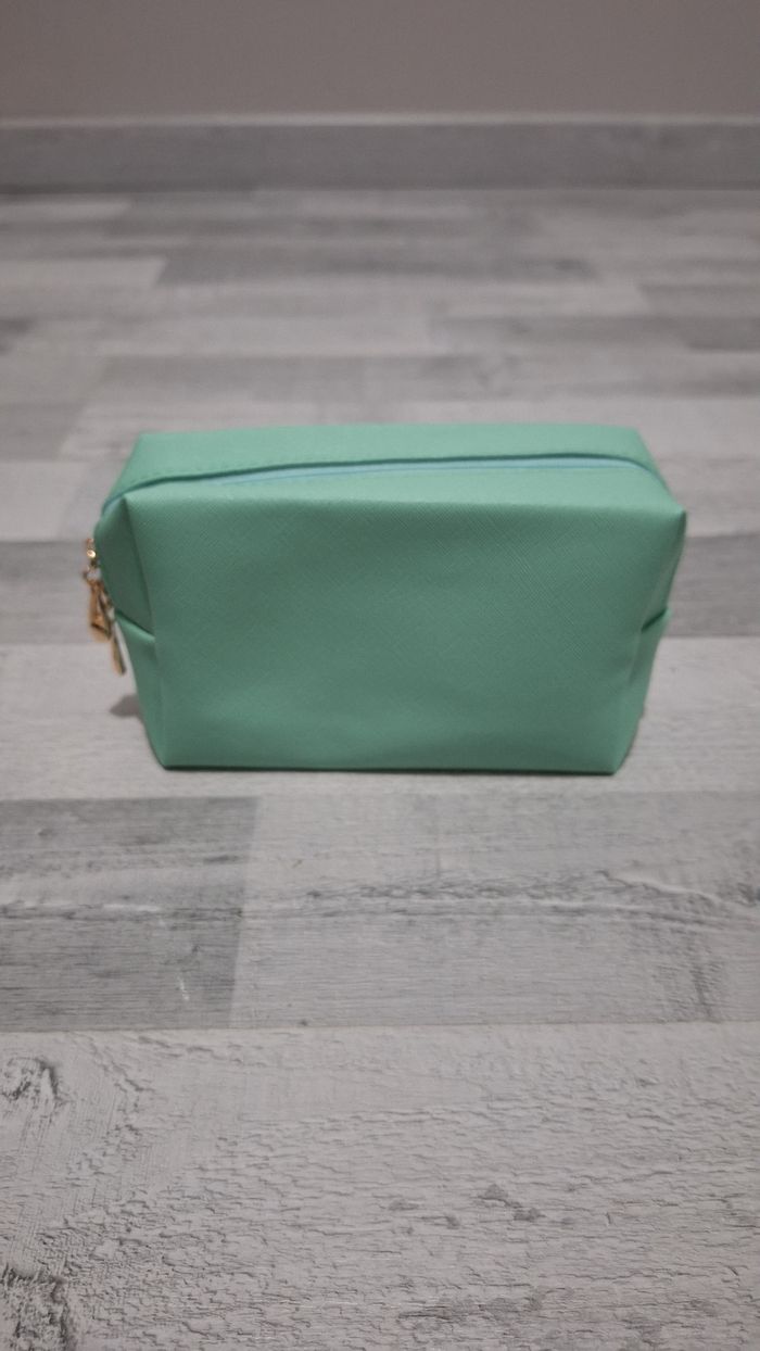 Sac cosmétique Thaïs neuf - photo numéro 4