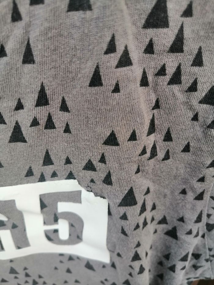 T-shirt garçon 8 ans - photo numéro 4