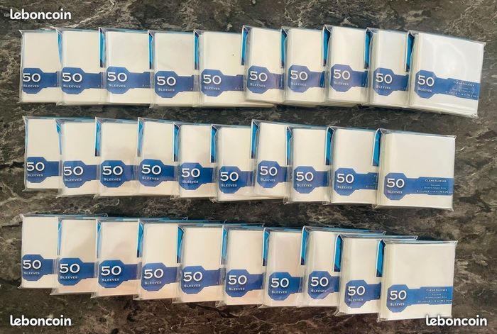Lot 30 paquets de Sleeves FFG NEUF