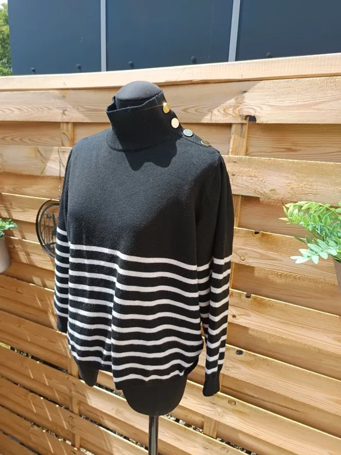 Pull taille L - photo numéro 2