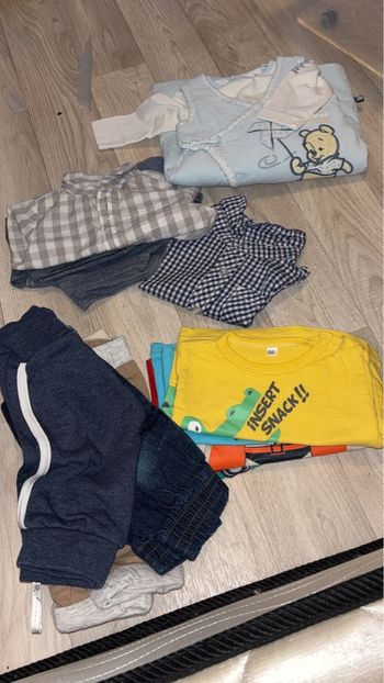 Lot vêtements 