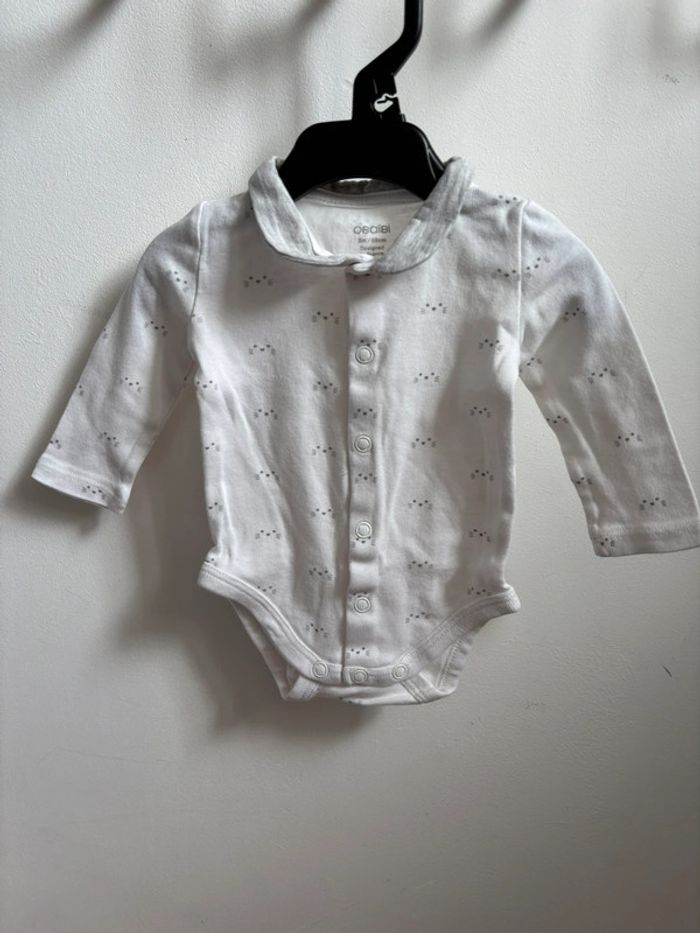 Lot 5 bodies blancs/gris manches longues mixte 3 mois - photo numéro 2