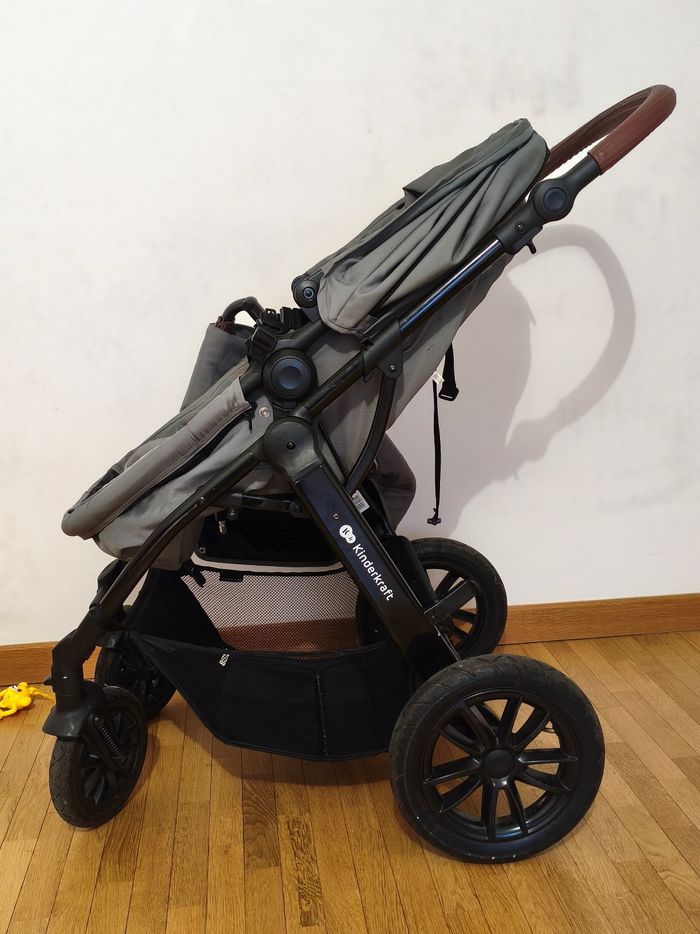 Poussette Kinderkraft MOOV 3 en 1 (+Porte bébé offert) - photo numéro 1