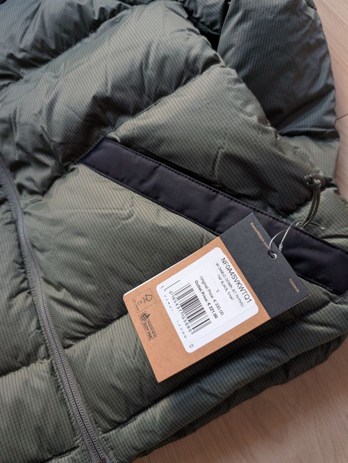 Doudoune The North Face -  Taille S - Neuf et authentique - photo numéro 3