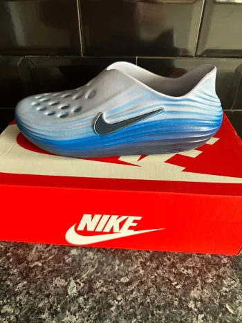 Nike rejuven 8 Neuf