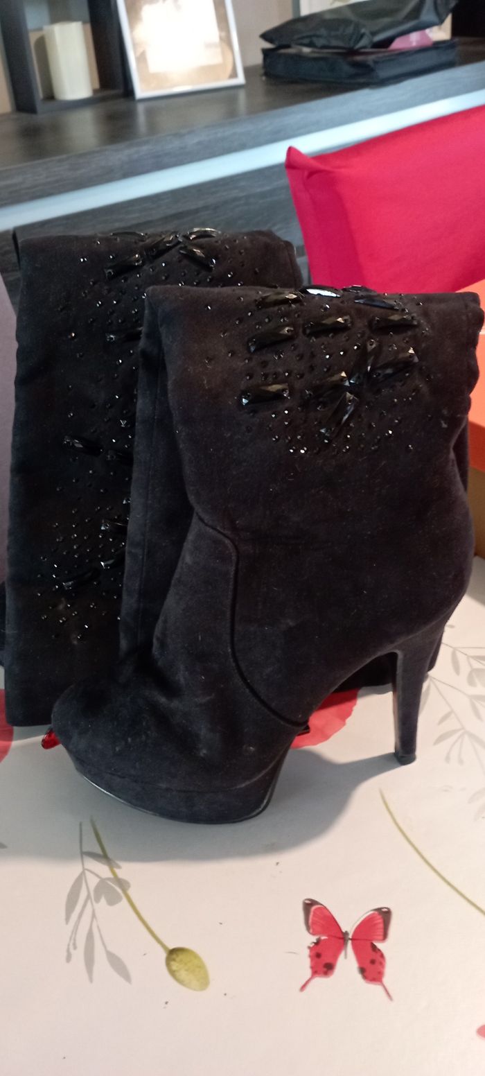 Bottes a talons - photo numéro 7