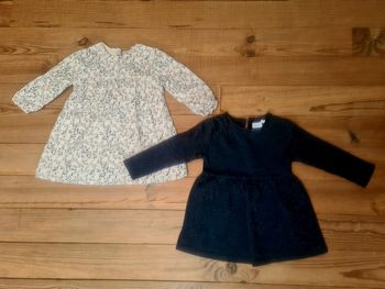 Lot de 2 tres jolies robes d hiver