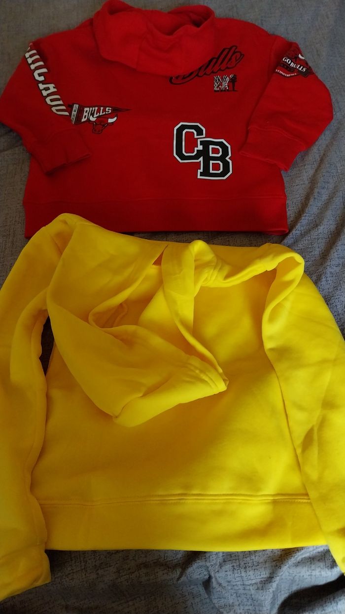 Lot de 12 vêtements 8 ans garçon - photo numéro 7