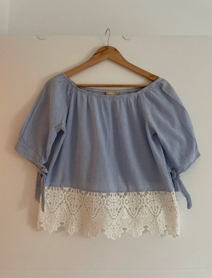 Blouse manche 3/4 avec broderies