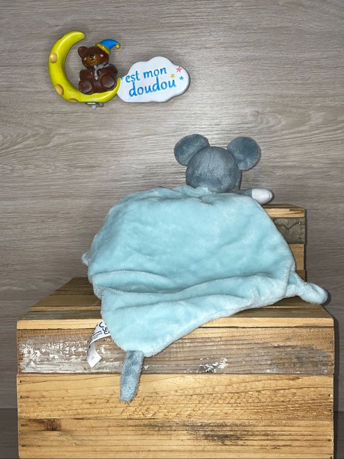 DY434 doudou Mickey disney - photo numéro 2