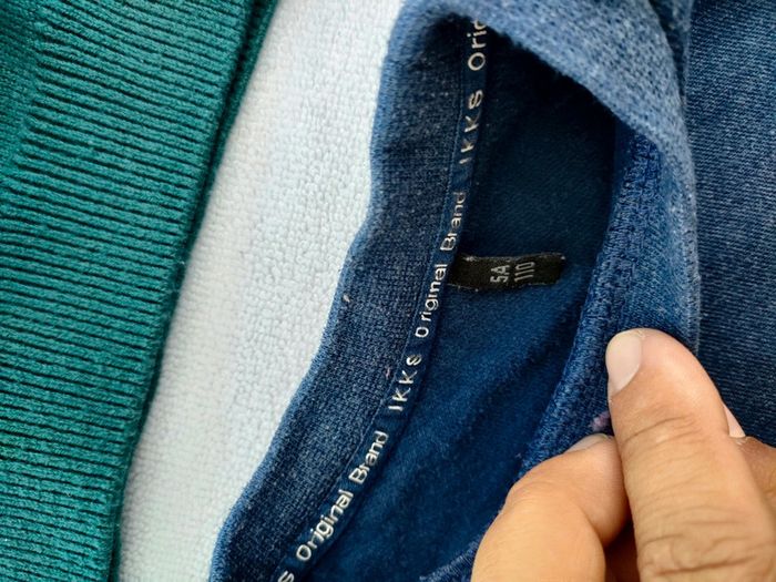 Lot garçon 5 ans hiver - 2 pulls 4 sweats 3 tshirts - photo numéro 10