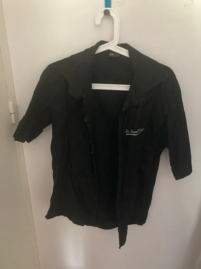 Chemise noir manche courte