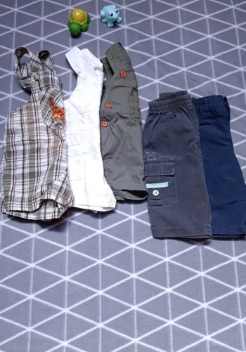 🦁Lot 3 salopettes shorts et 2 pantalons, 3 mois