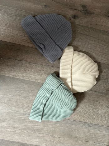 Lot 3 bonnets naissance