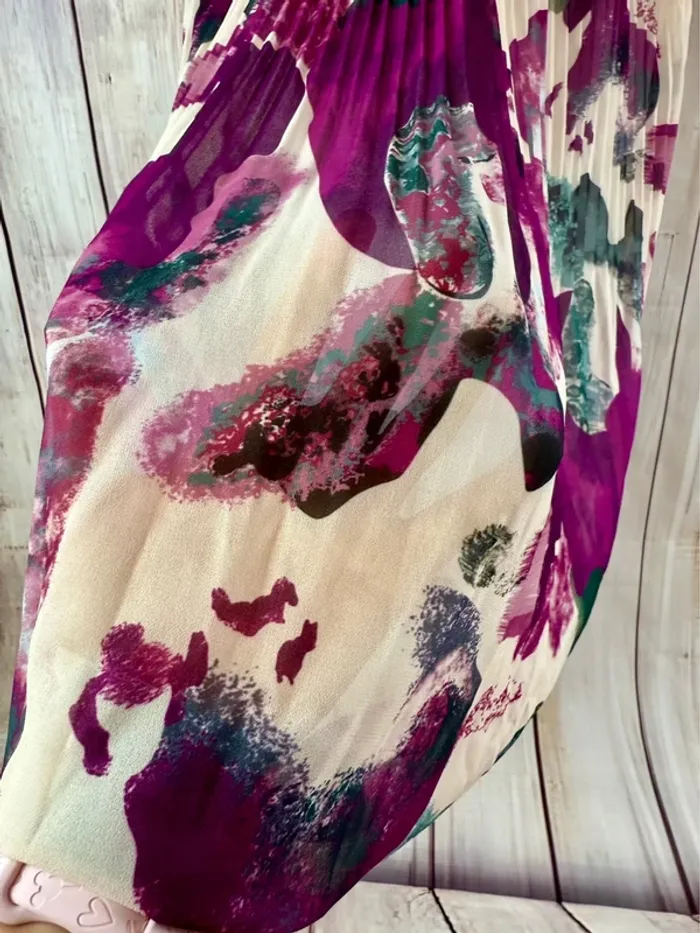 Jupe chic et élégante taille élastique dorée motifs tendance légère pour l’été - photo numéro 4