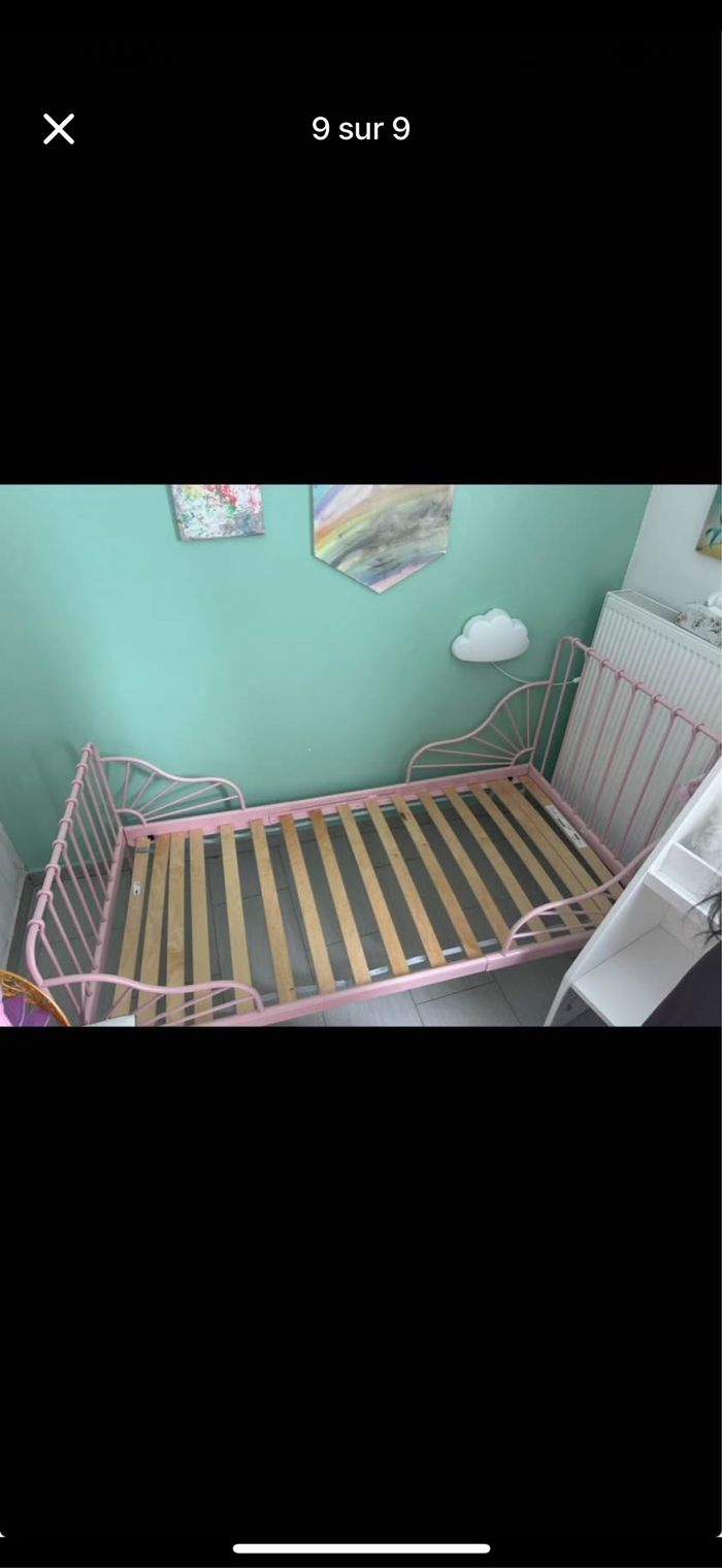 Lit IKEA extensible rose +sommier+matelas - photo numéro 9