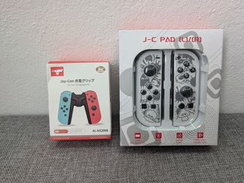 Manettes + support de charge pour manettes switch