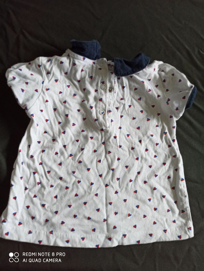 Tee-shirt blanc et petits coeurs - photo numéro 3