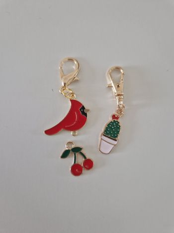 Porte clé et charms 