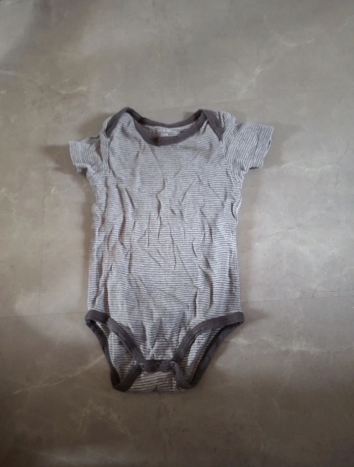 Bodies 18 moi - photo numéro 8