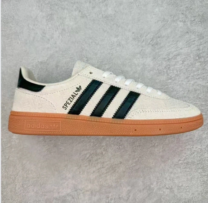 adidas SHANDBALL SPEZIALtaille 38.5 - photo numéro 3