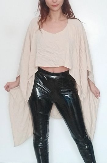 Haut cape asymétrique beige originale taille 38