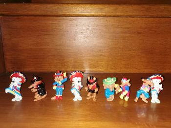 Lot figurines loups mexicain x9