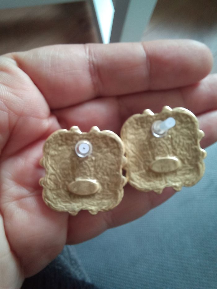 Boucle d'oreille abeille - photo numéro 4