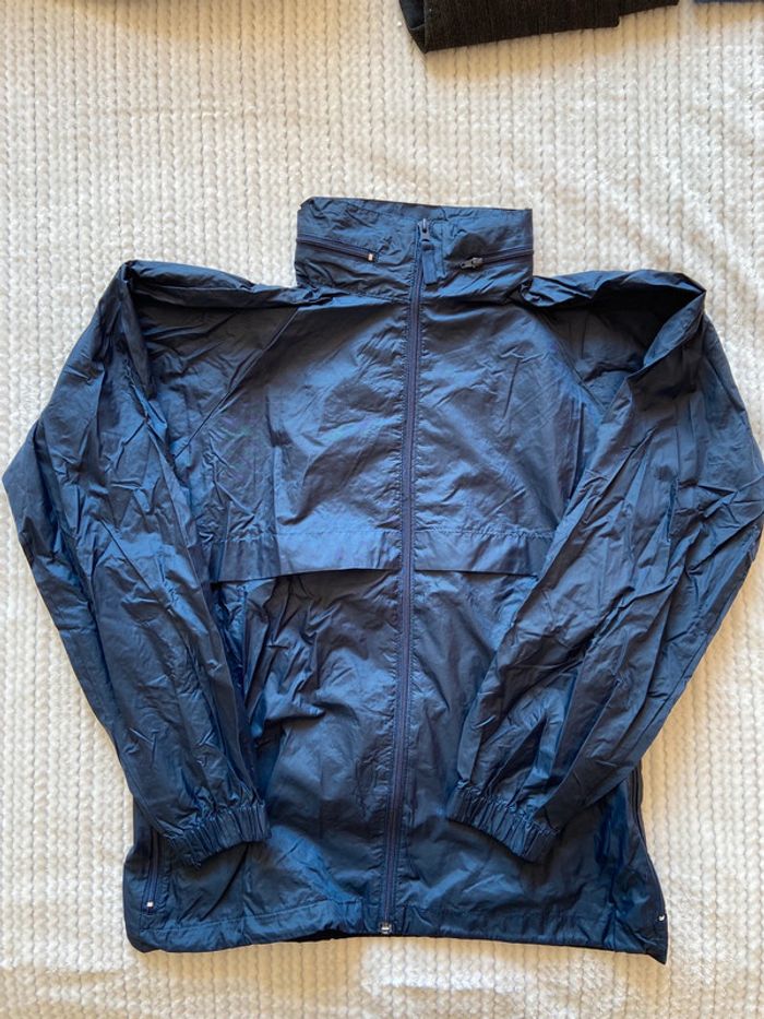 K-way bleu à capuche / Taille 14 ans