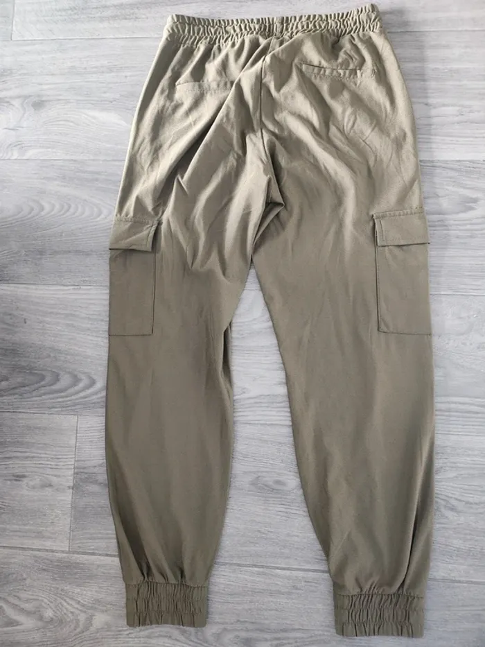 Pantalon cargo fluide - photo numéro 3