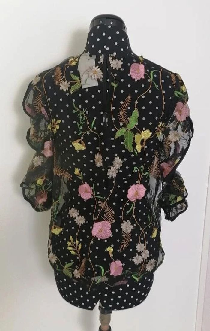 Top noir broderie fleurs transparent Taille S H&M - photo numéro 4