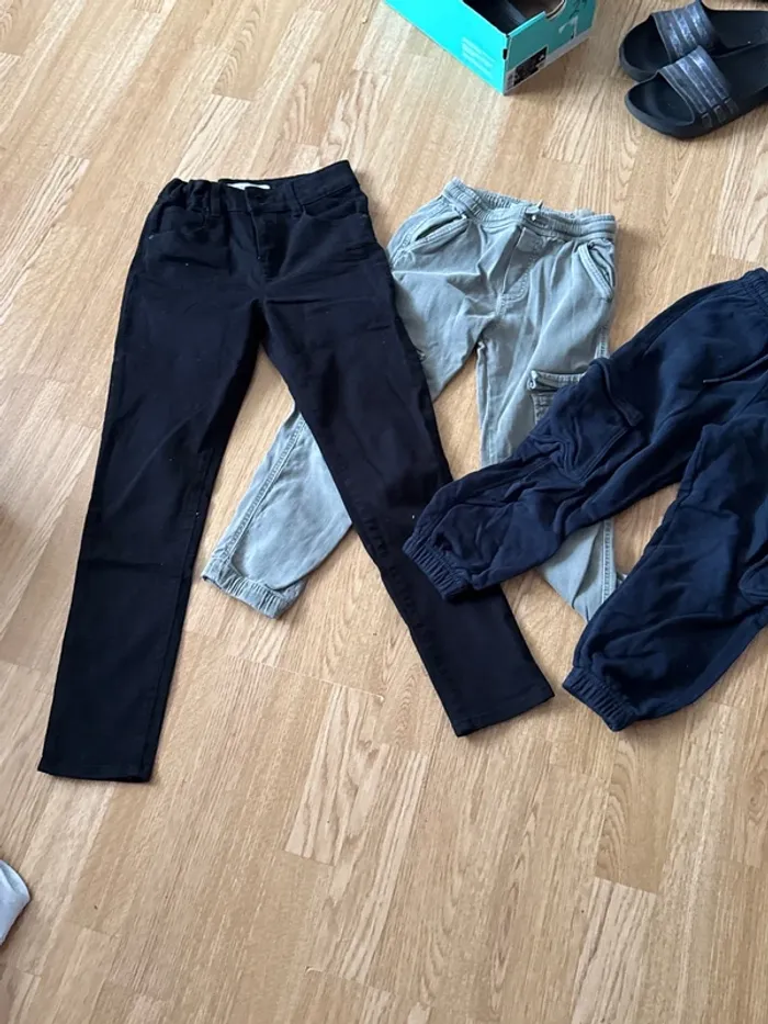 Lot de trois pantalon 6/8/10 ans - photo numéro 3