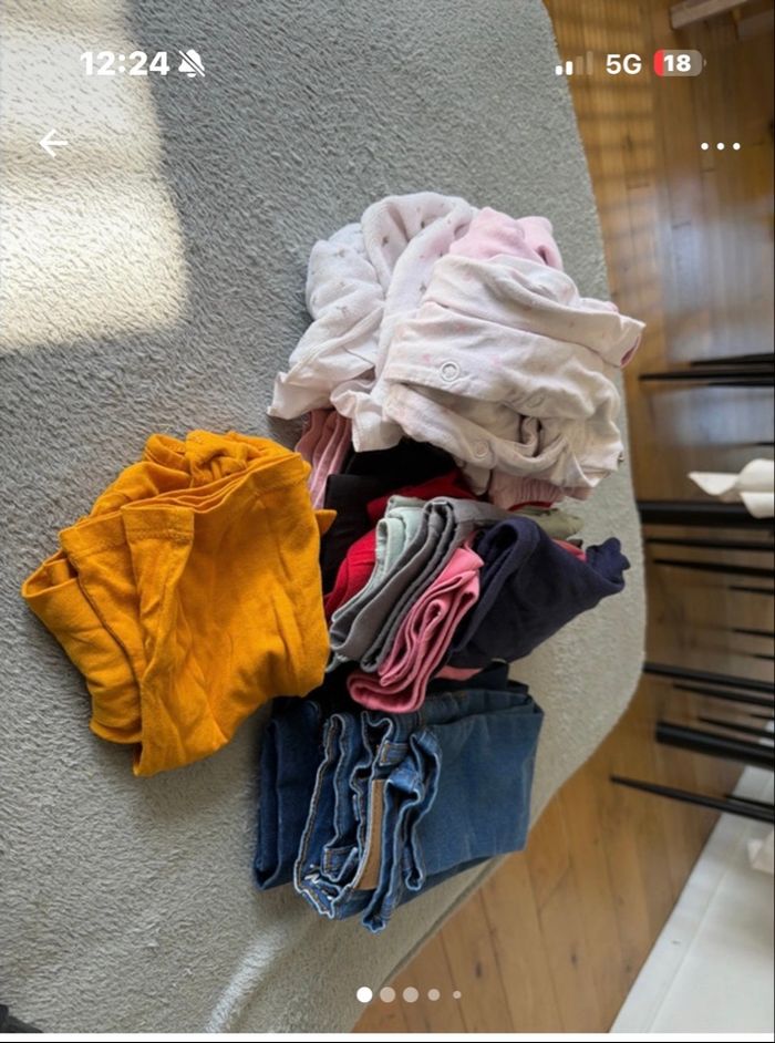 Lot de vêtements fille 12 mois - photo numéro 4