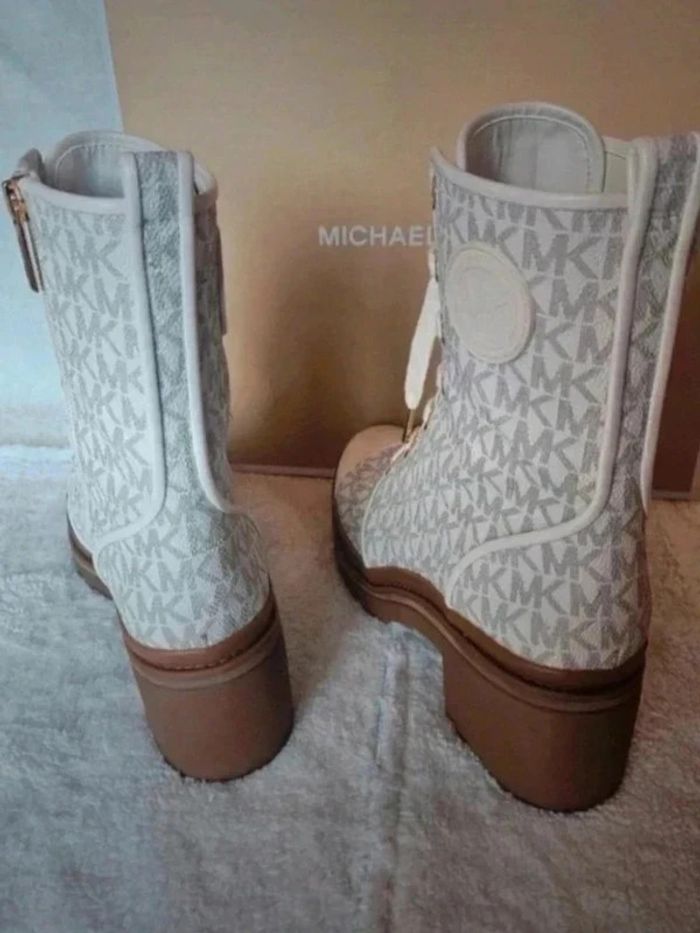 👢 Magnifique bottines neuve - Michael Kors 👢 - photo numéro 4