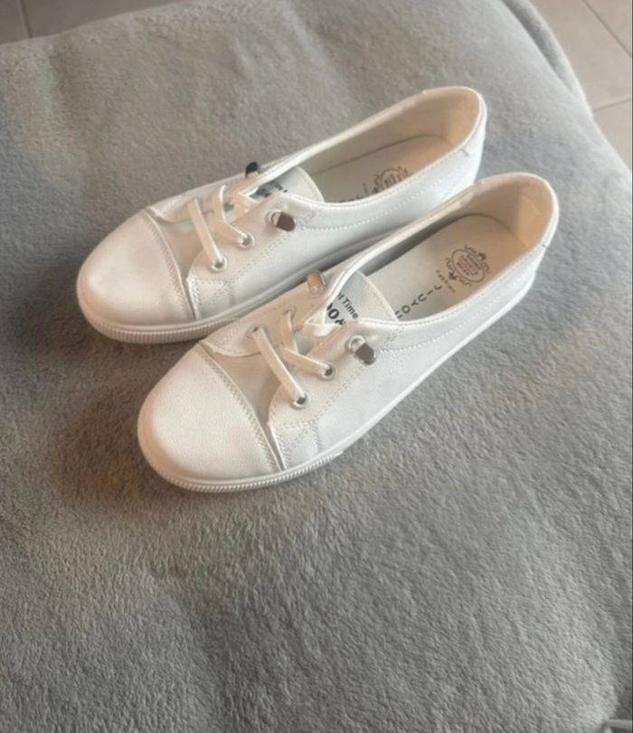 Chaussure femme neuve - photo numéro 4