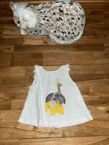 Tshirt blanc à motifs obaibi très bon état 3mois/59cm