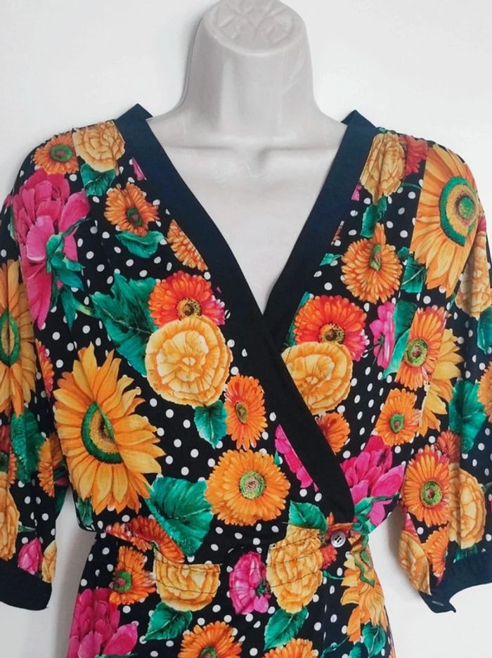 Robe longue portefeuille fleur multicolore noir Rétro / Botto Boutique - 36/S oversize à 46/XXXL - photo numéro 14