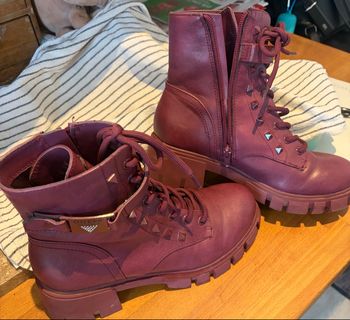 Bottines Guess bordeaux style Docs 38,5 quasi neuve 