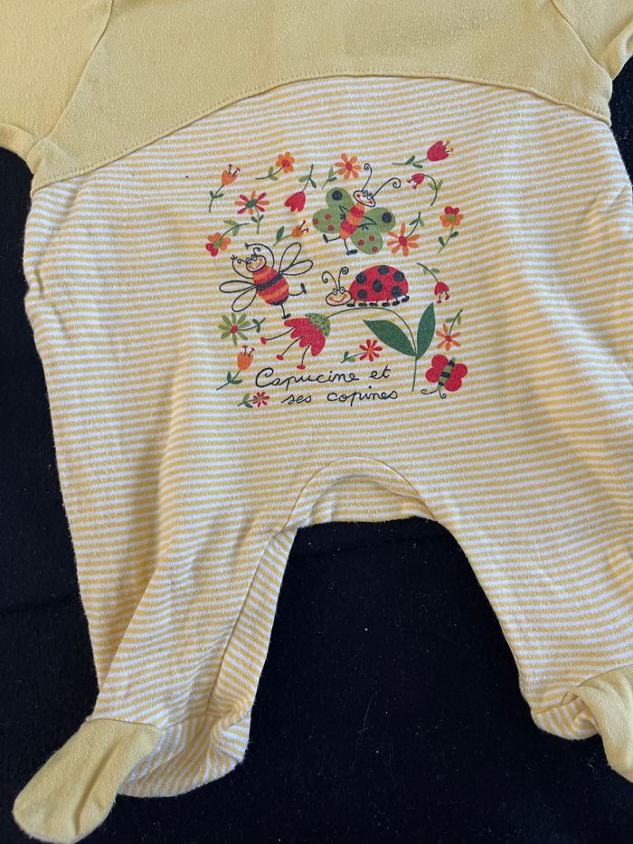 Pyjama 1 mois - photo numéro 3