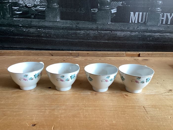 4 tasses porcelaine chine