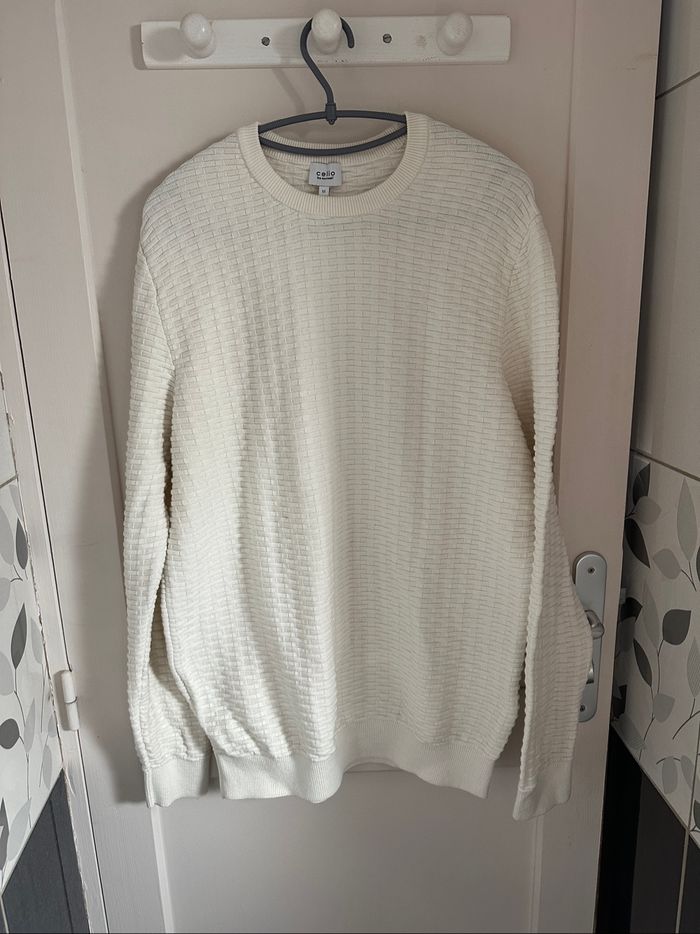 Pull Celio