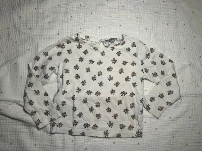 Lot de deux tee shirts 18 mois - photo numéro 4
