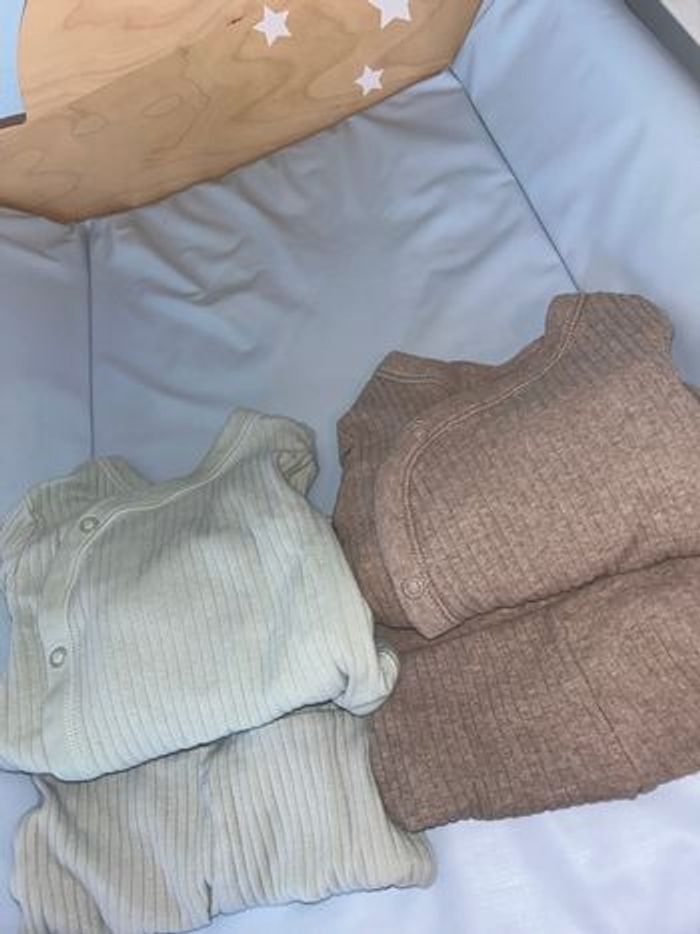 Lot ensemble bodie - photo numéro 2