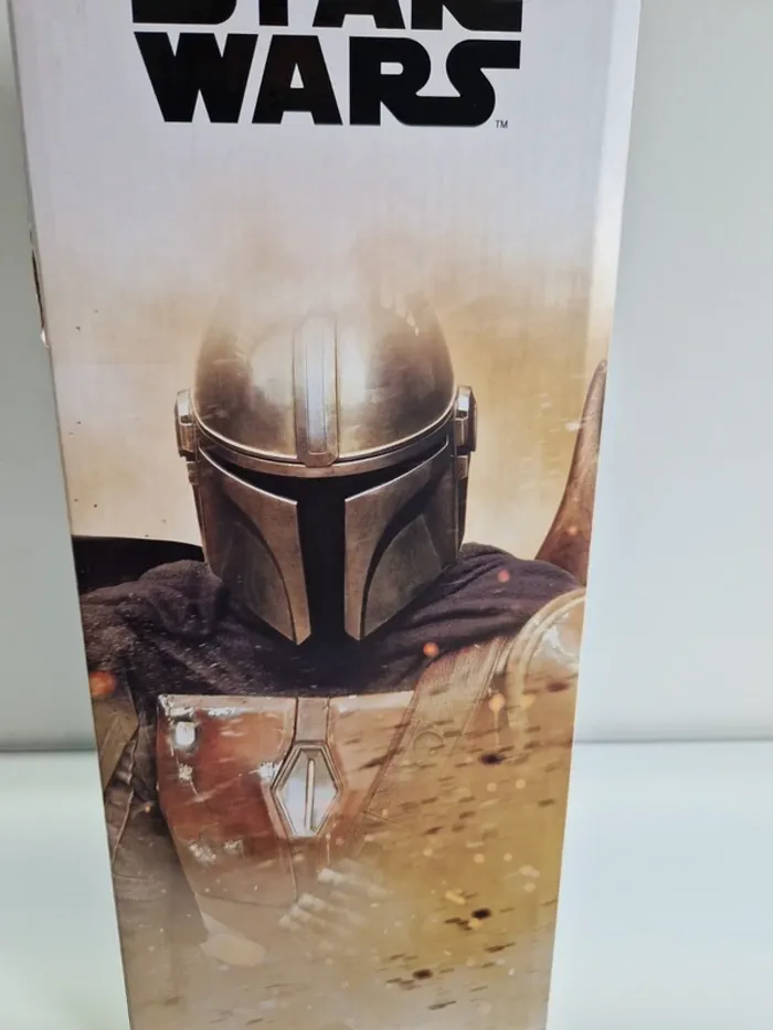 D237 Disney Store Figurine The Mandalorian articulée et parlante Nouveau - photo numéro 5