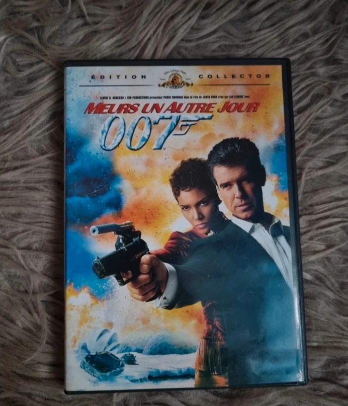 Coffret 2 dvd 007 Meurs Un Autre Jour (Édition Collector) - photo numéro 4
