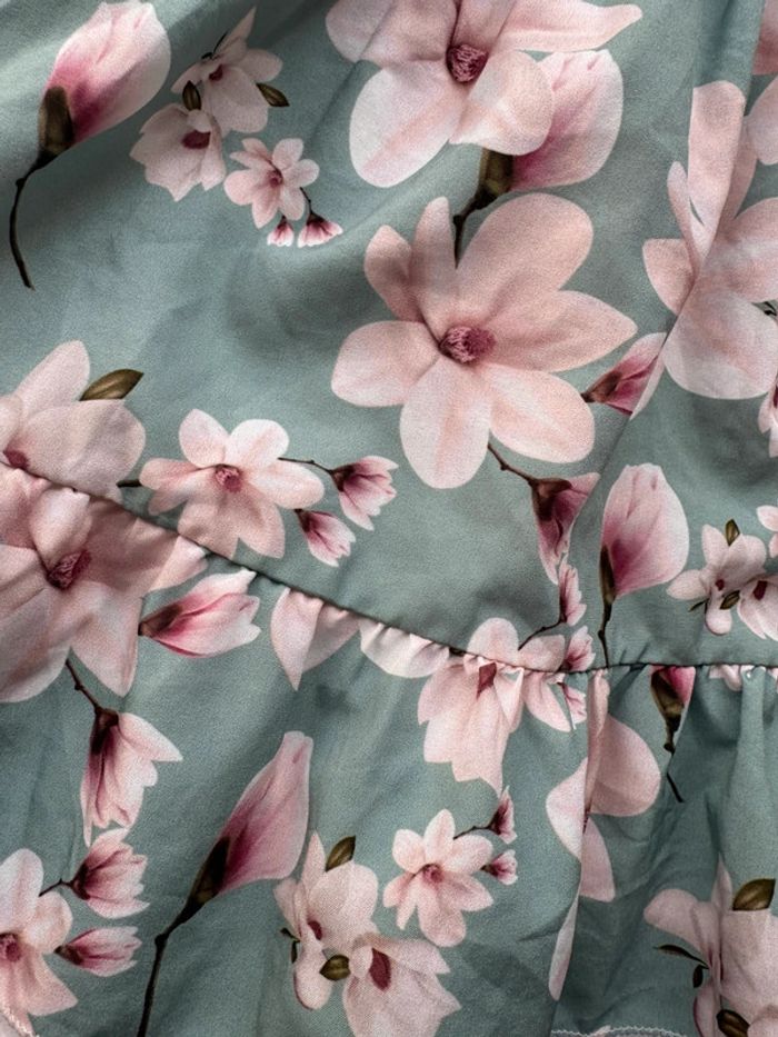 Robe d’été verte fleurie 3 ans - photo numéro 2