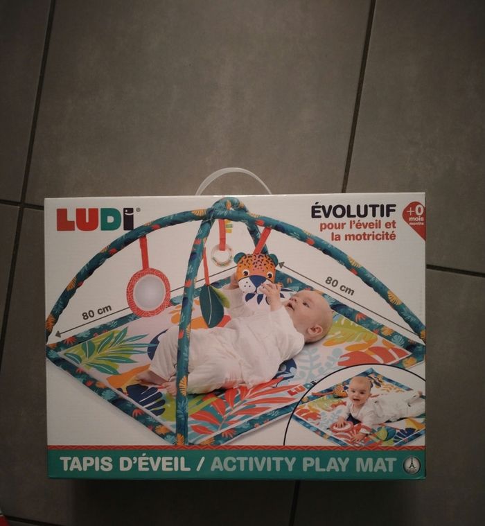 Tapis d'éveil naissance evolutif